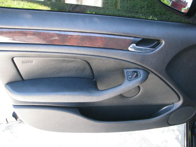 BMW 3 series 2004 photo 25