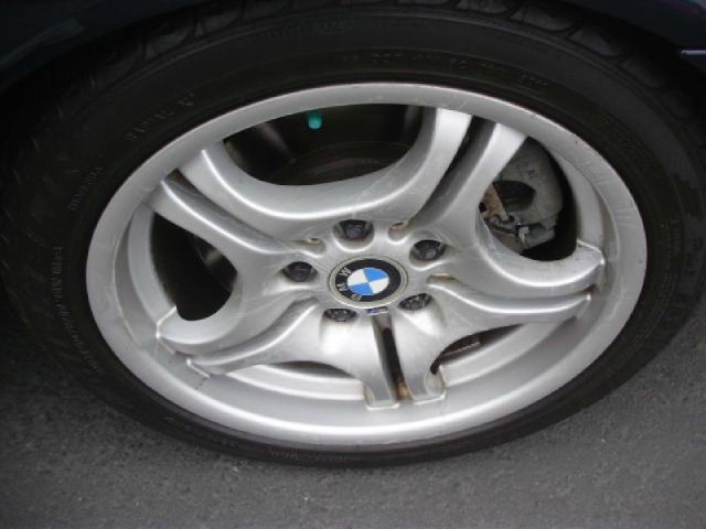 BMW 3 series 2004 photo 2