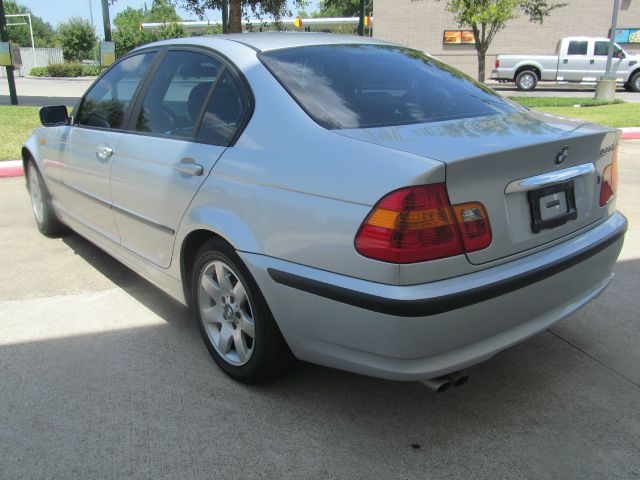BMW 3 series 2004 photo 1