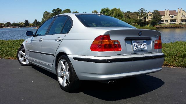 BMW 3 series 2004 photo 4