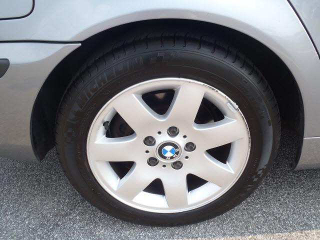 BMW 3 series 2004 photo 3