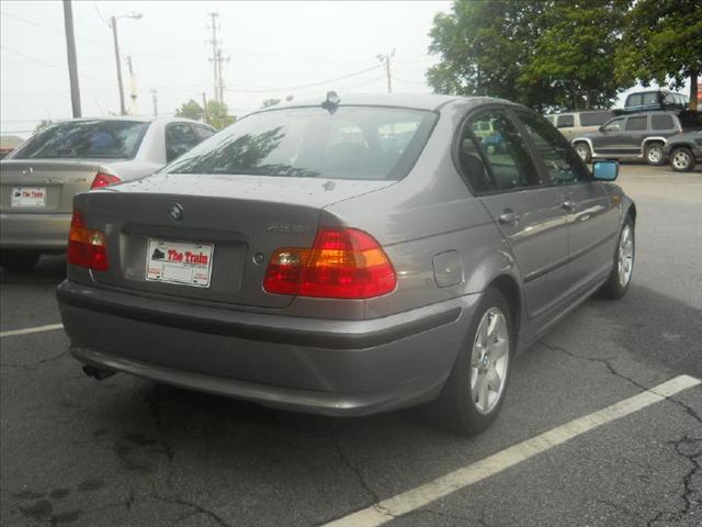 BMW 3 series 2004 photo 2