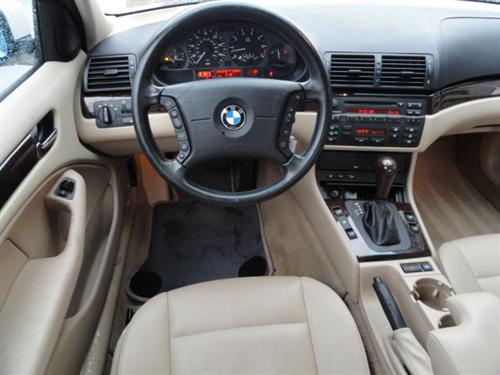 BMW 3 series 2004 photo 4
