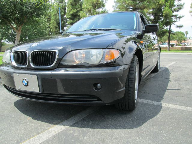 BMW 3 series 2004 photo 0