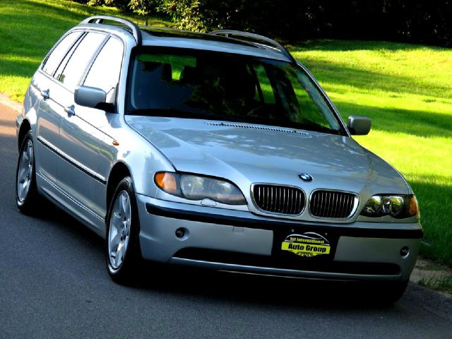 BMW 3 series 2004 photo 2