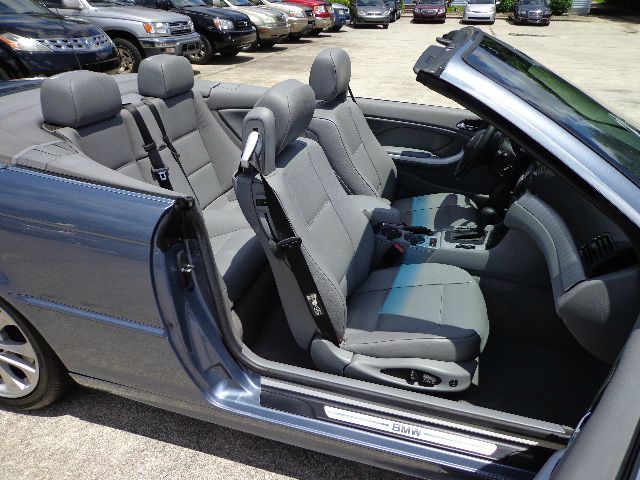 BMW 3 series W/6-passenger Seating Convertible