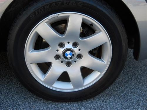 BMW 3 series 2004 photo 4