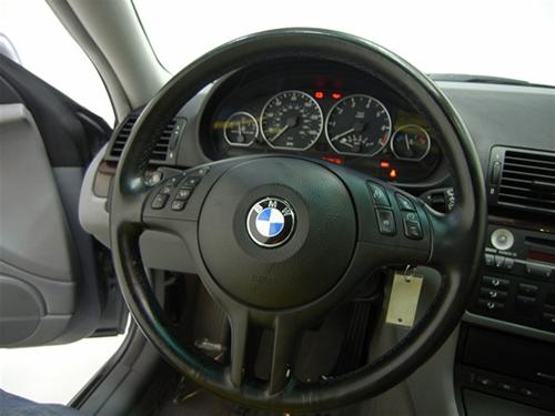 BMW 3 series 2004 photo 2