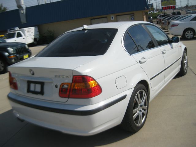 BMW 3 series 2004 photo 3