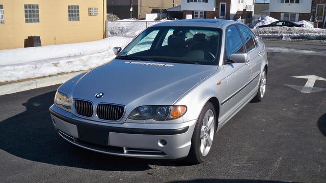 BMW 3 series 2005 photo 2