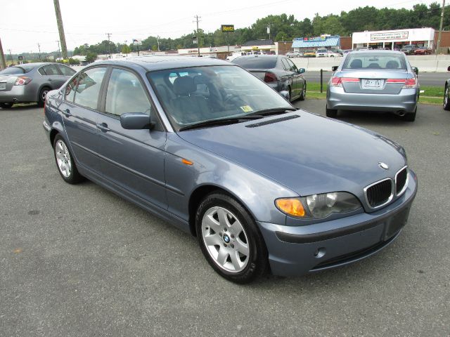 BMW 3 series 2005 photo 4
