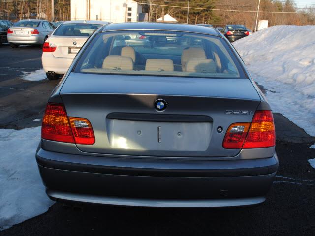 BMW 3 series 2005 photo 2