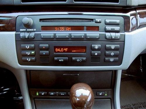 BMW 3 series 2005 photo 2