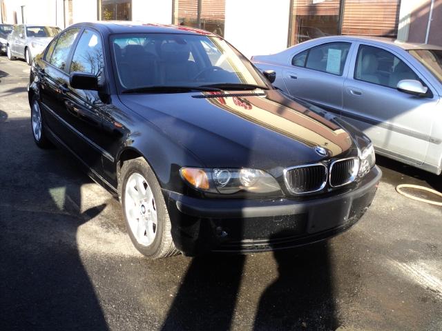 BMW 3 series AWD 4DR 7-pass GRAY INT Sedan