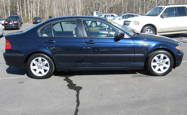 BMW 3 series 2005 photo 2