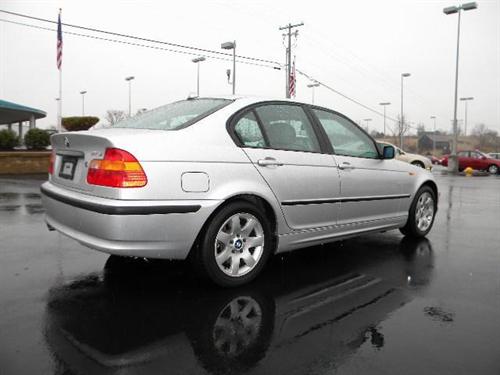 BMW 3 series 2005 photo 2