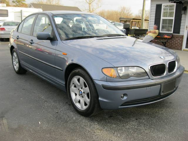 BMW 3 series 2005 photo 2