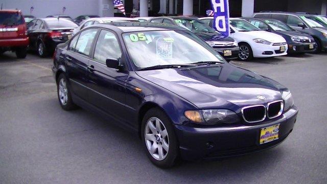 BMW 3 series 2005 photo 2