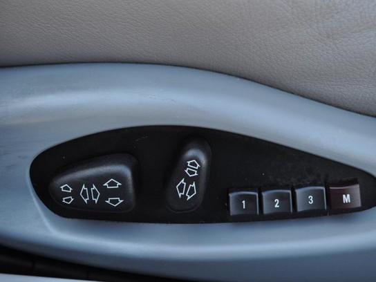 BMW 3 series 2005 photo 1