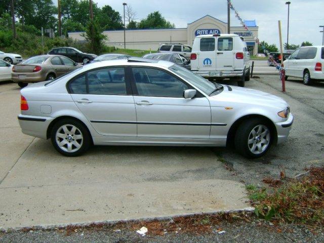 BMW 3 series 2005 photo 2