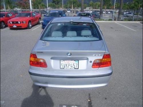 BMW 3 series 2005 photo 3