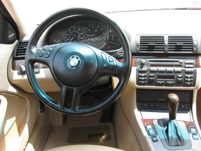 BMW 3 series 2005 photo 1