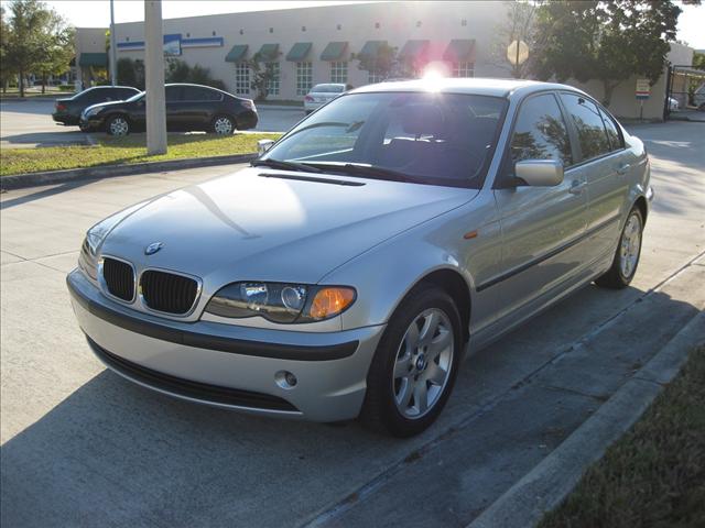 BMW 3 series 2005 photo 1