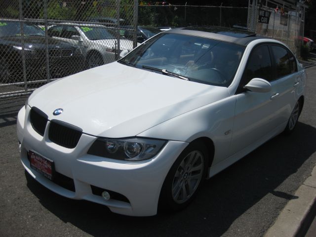BMW 3 series 2WD 4dr Heat Sedan