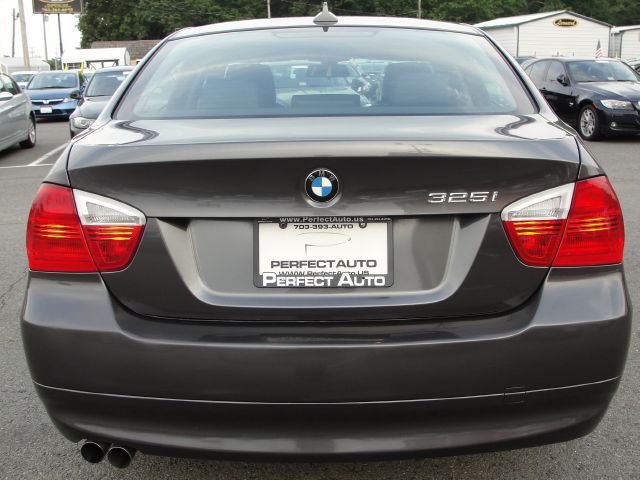 BMW 3 series 2006 photo 1