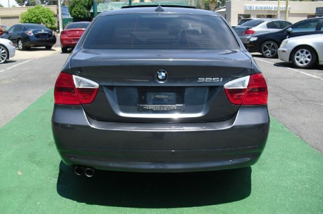 BMW 3 series 2006 photo 1