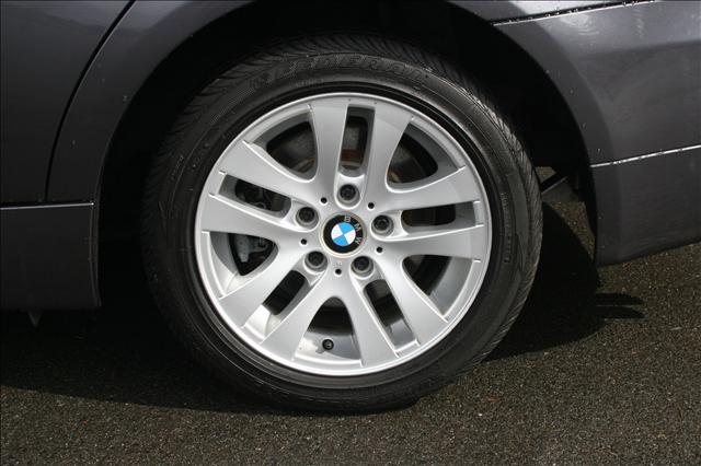 BMW 3 series 2006 photo 2