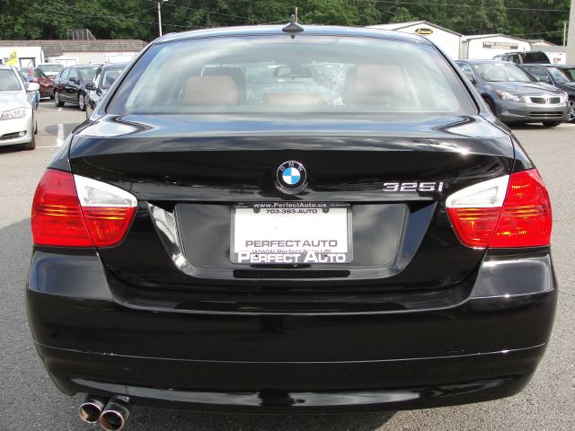 BMW 3 series 2006 photo 2