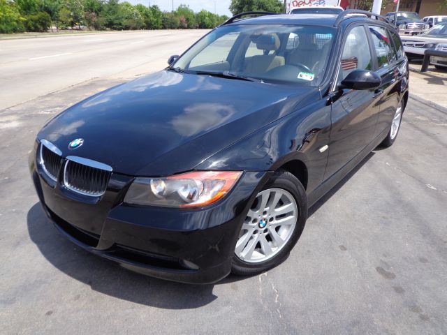 BMW 3 series SE Automatic 4X4 Beutiful Wagon