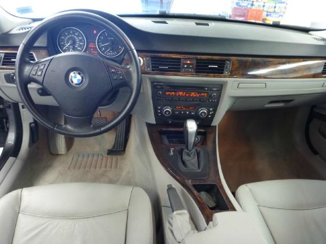 BMW 3 series 2007 photo 2
