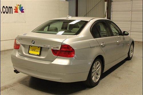 BMW 3 series 2007 photo 2