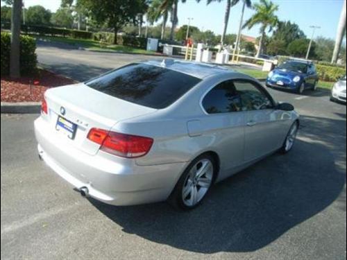 BMW 3 series 2007 photo 2