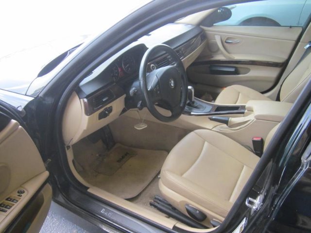 BMW 3 series SE Automatic 4X4 Beutiful Sedan