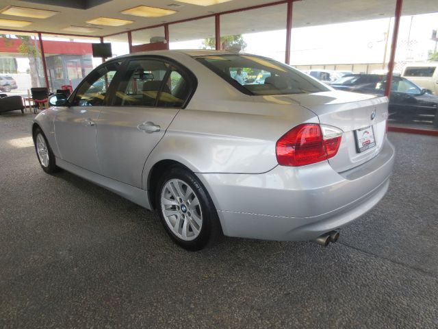 BMW 3 series 2007 photo 2