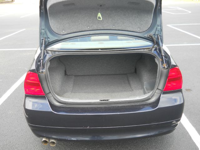 BMW 3 series SE Automatic 4X4 Beutiful Sedan