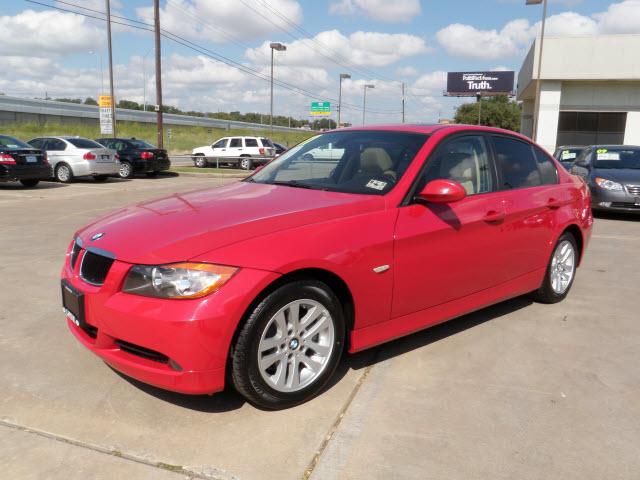 BMW 3 series SE Automatic 4X4 Beutiful Sedan