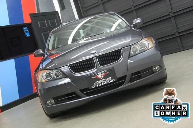 BMW 3 series Rear-wheel Drive Sedan