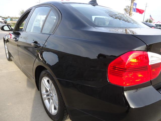 BMW 3 series 2008 photo 2