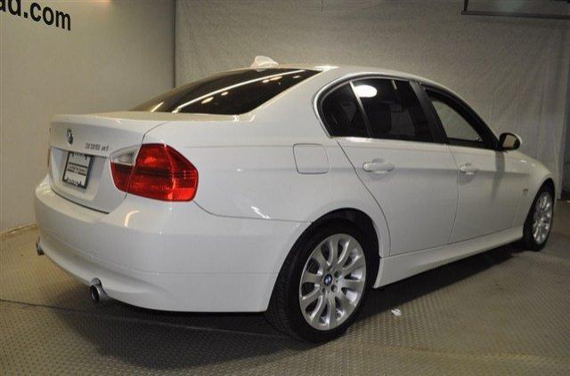 BMW 3 series 2008 photo 2