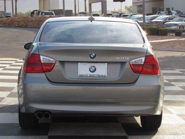 BMW 3 series 2008 photo 2