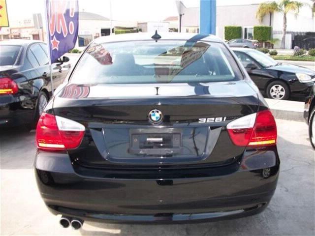 BMW 3 series 2008 photo 2