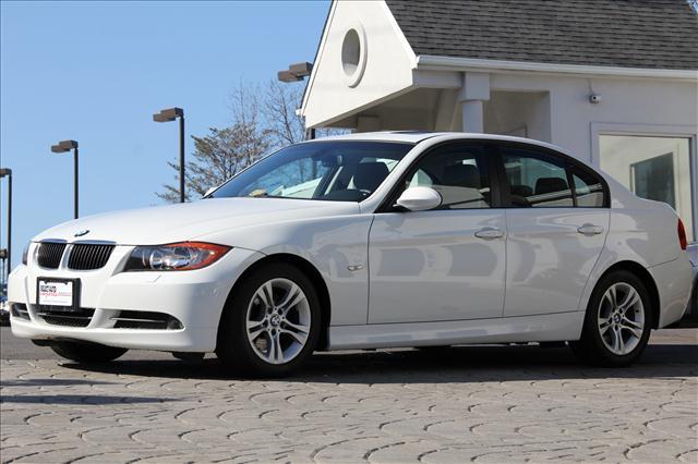 BMW 3 series SE Automatic 4X4 Beutiful Sedan