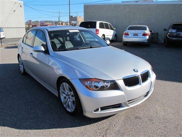 BMW 3 series Sport-awd-2nd Bench-third-1 Owner Sedan