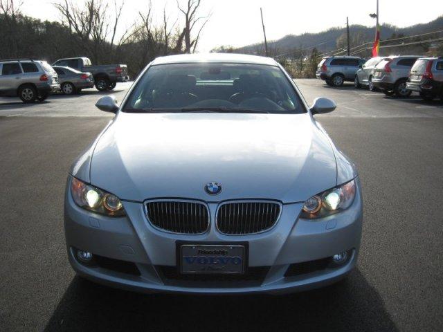 BMW 3 series 2008 photo 2