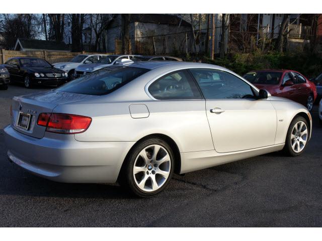 BMW 3 series 2008 photo 1