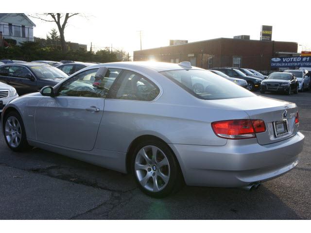 BMW 3 series 2008 photo 2